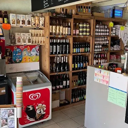 אתר קמפינג Confortable Pour 2 Avec Terrasse A - Api-1-52-336