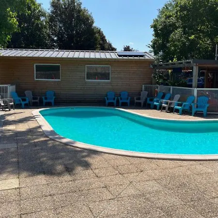 Confortable Pour 2 Avec Terrasse A - Api-1-52-336 مكان تخييم Gurmençon