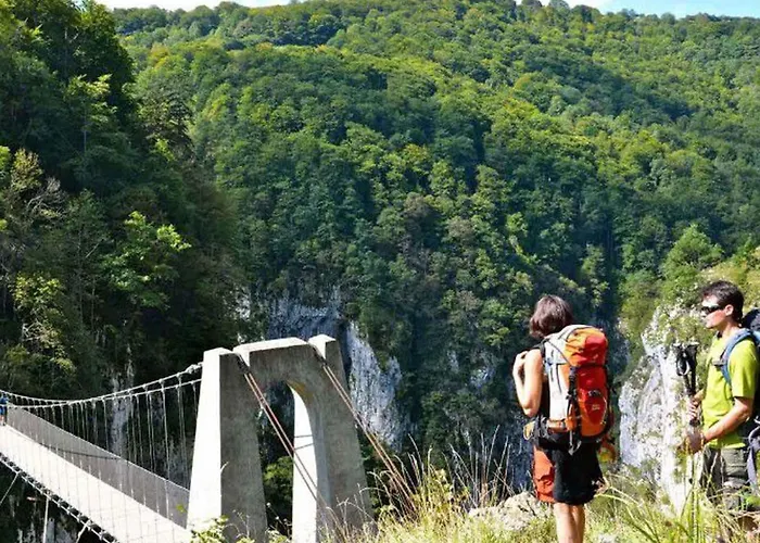 Kemp Confortable Pour 2 Avec Terrasse A - Api-1-52-336 *